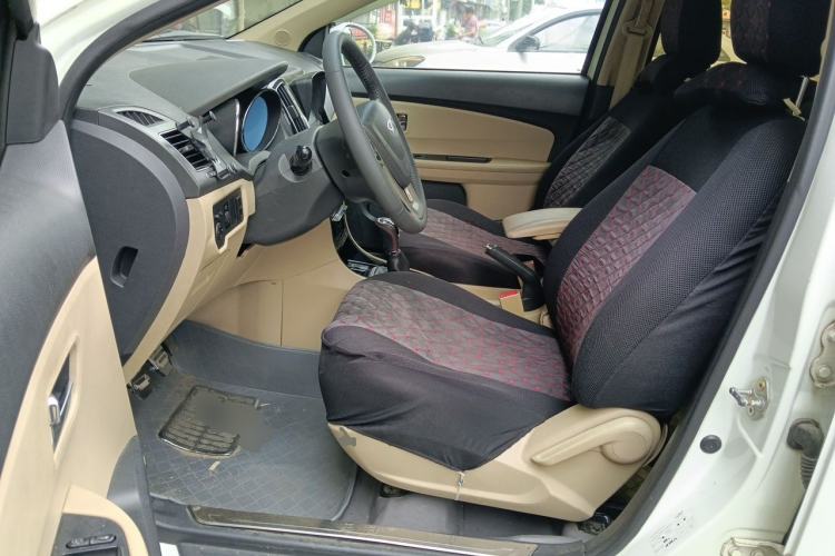 Used Chery E3 2013 1.5L Manual ZhiShang Model Driver Seat