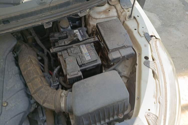 Used Chery E3 2013 1.5L Manual ZhiShang Model Engine Bay Left