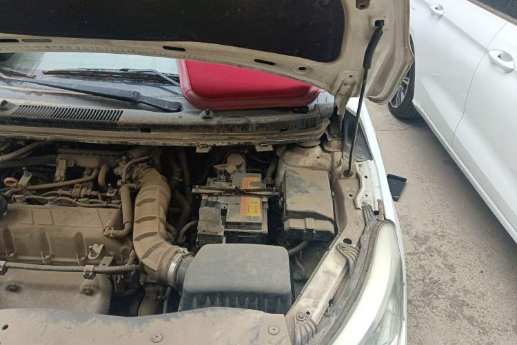 Used Chery E3 2013 1.5L Manual Luxury Model Engine Bay Left