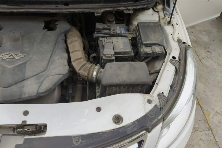Used Chery E3 2013 1.5L Manual ZhiShang Model Engine Bay Left