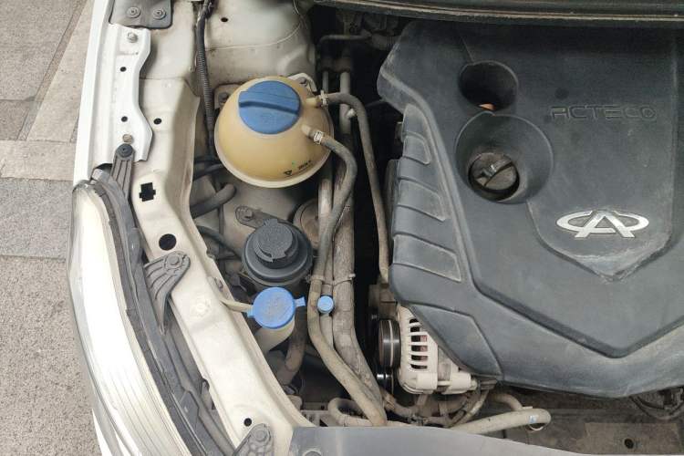 Used Chery E3 2013 1.5L Manual ZhiShang Model Engine Bay Right