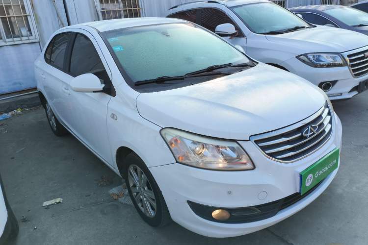 Used Chery E3 2013 1.5L Manual ZhiShang Model Exterior 2