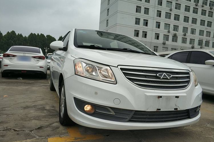 Used Chery E3 2013 1.5L Manual ZhiShang Model Exterior 2