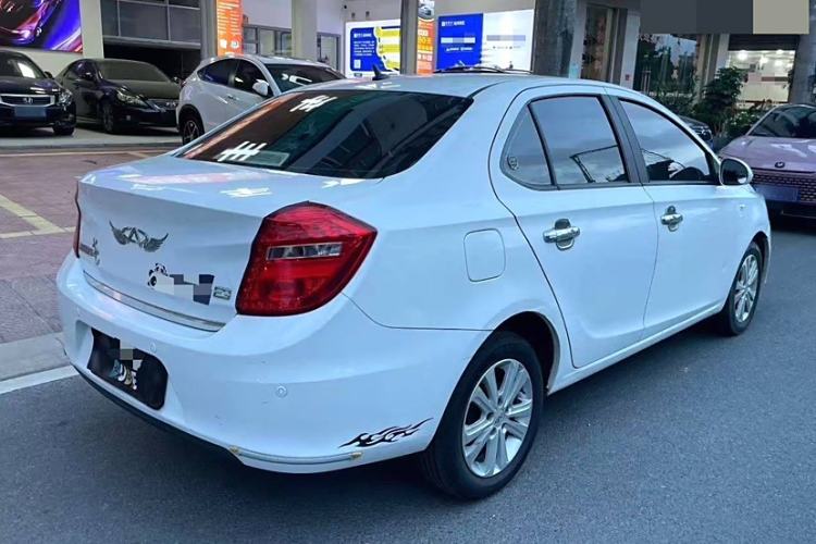 Used Chery E3 2013 1.5L Manual ZhiShang Model Exterior 3