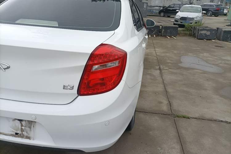 Used Chery E3 2013 1.5L Manual ZhiShang Model Exterior 3