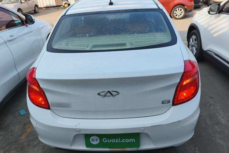 Used Chery E3 2013 1.5L Manual ZhiShang Model Exterior 4