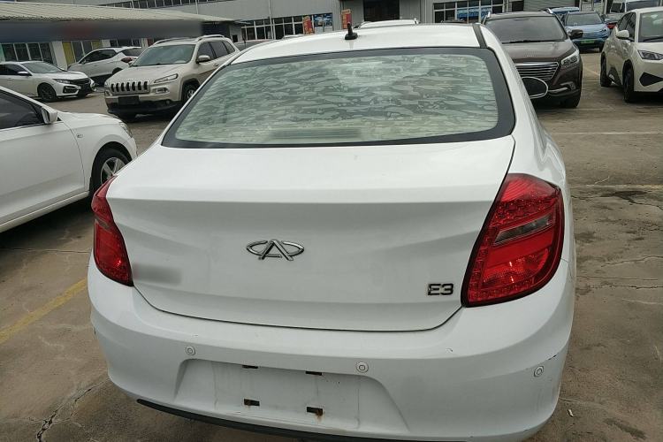 Used Chery E3 2013 1.5L Manual ZhiShang Model Exterior 4
