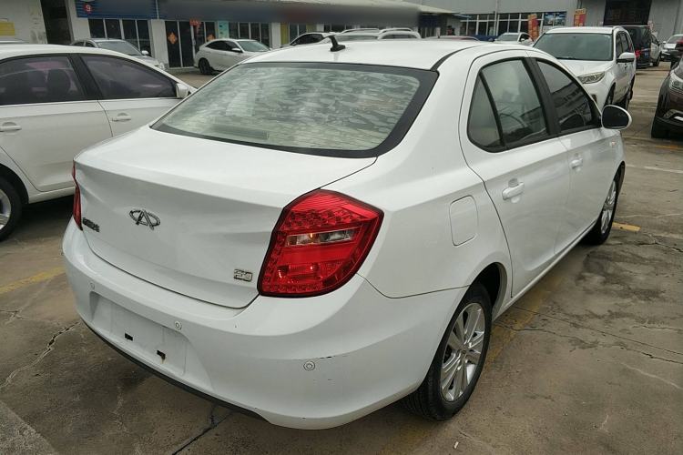 Used Chery E3 2013 1.5L Manual ZhiShang Model Exterior 5