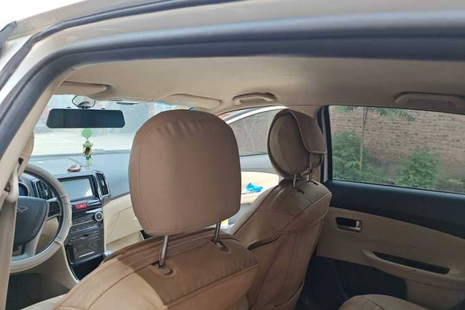 Used Chery E3 2013 1.5L Manual Fashion Model Headliner