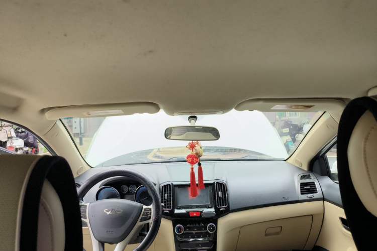 Used Chery E3 2013 1.5L Manual ZhiShang Model Headliner