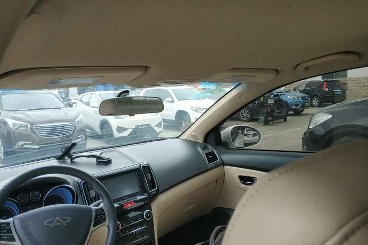 Used Chery E3 2013 1.5L Manual ZhiShang Model Headliner