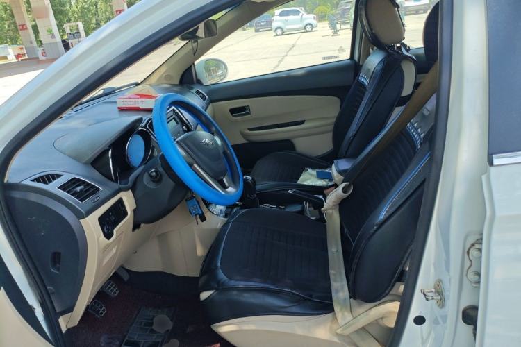 Used Chery E3 2013 1.5L Manual Fashion Model Left Front Seat