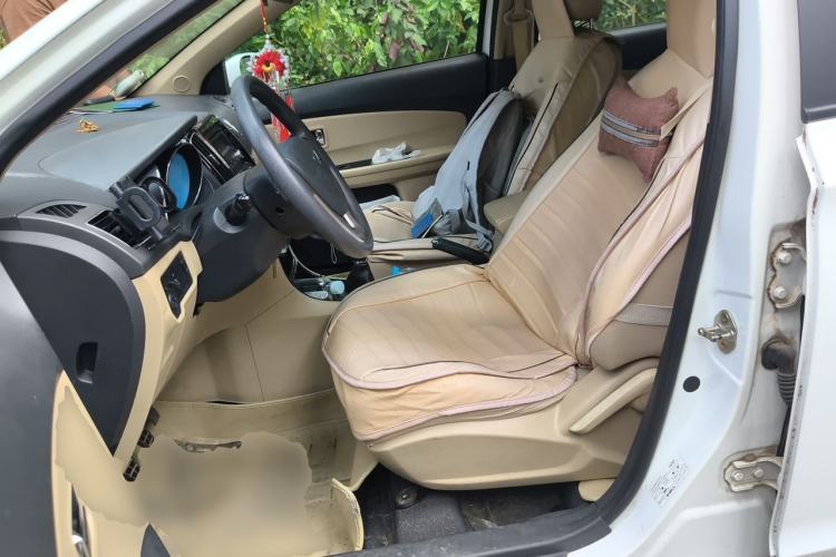 Used Chery E3 2013 1.5L Manual Fashion Model Left Front Seat