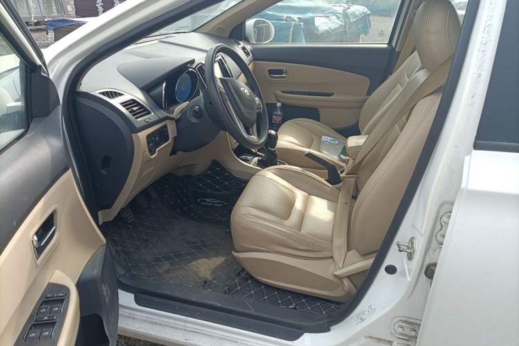 Used Chery E3 2013 1.5L Manual ZhiShang Model Left Front Seat