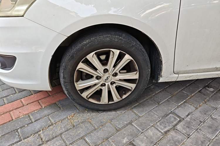 Used Chery E3 2013 1.5L Manual ZhiShang Model Left Front Wheel Hub