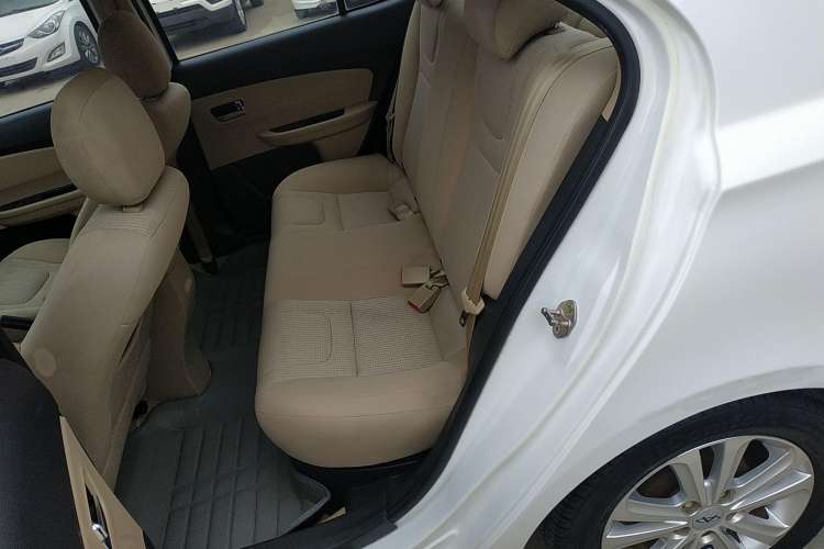 Used Chery E3 2013 1.5L Manual Fashion Model Left Rear Seat