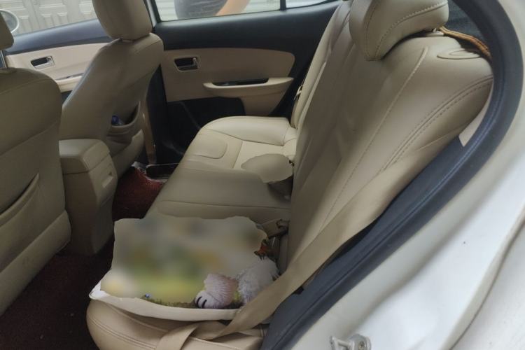 Used Chery E3 2013 1.5L Manual ZhiShang Model Left Rear Seat