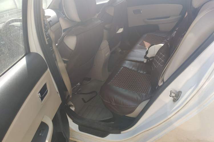 Used Chery E3 2013 1.5L Manual Fashion Model Left Rear Seat