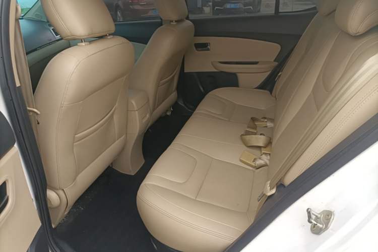 Used Chery E3 2013 1.5L Manual ZhiShang Model Left Rear Seat