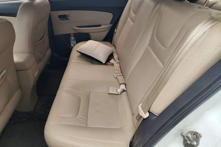 Used Chery E3 2013 1.5L Manual ZhiShang Model Left Rear Seat