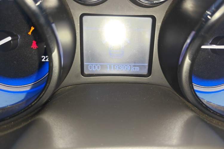 Used Chery E3 2013 1.5L Manual ZhiShang Model Odometer Close Up