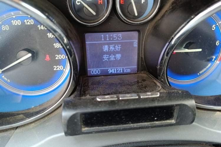 Used Chery E3 2013 1.5L Manual ZhiShang Model Odometer Close Up
