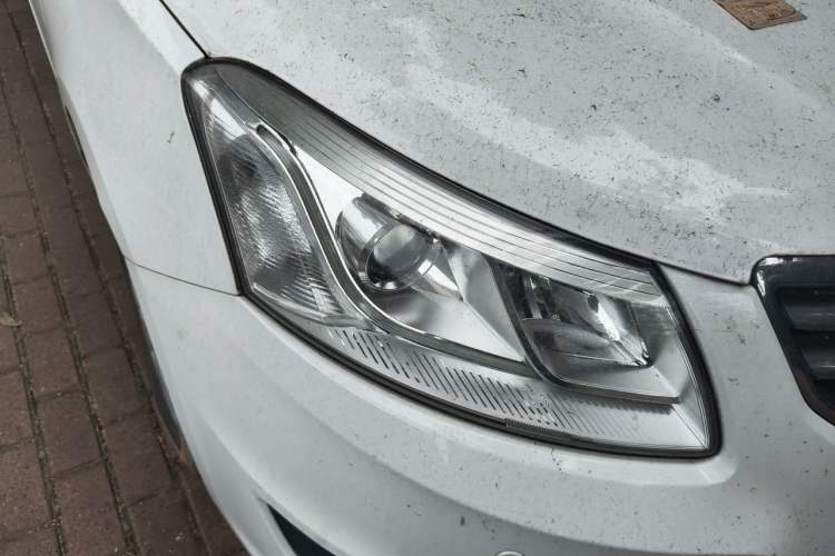 Used Chery E3 2013 1.5L Manual ZhiShang Model Right Front Headlight