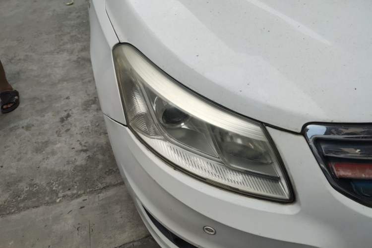 Used Chery E3 2013 1.5L Manual ZhiShang Model Right Front Headlight