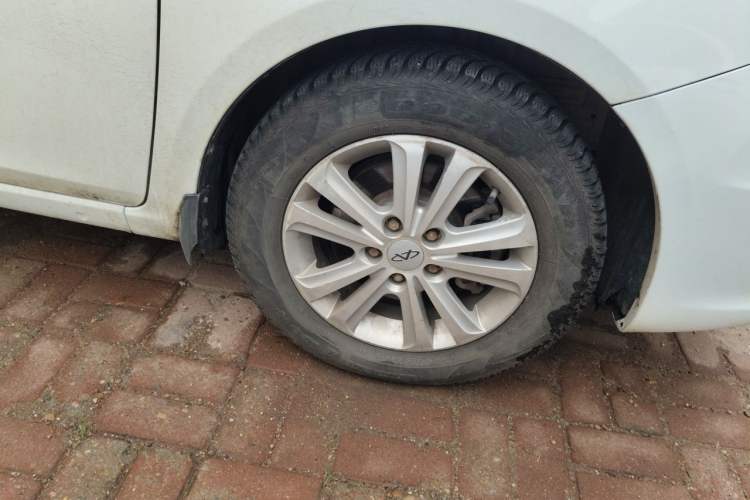 Used Chery E3 2013 1.5L Manual ZhiShang Model Right Front Wheel Hub