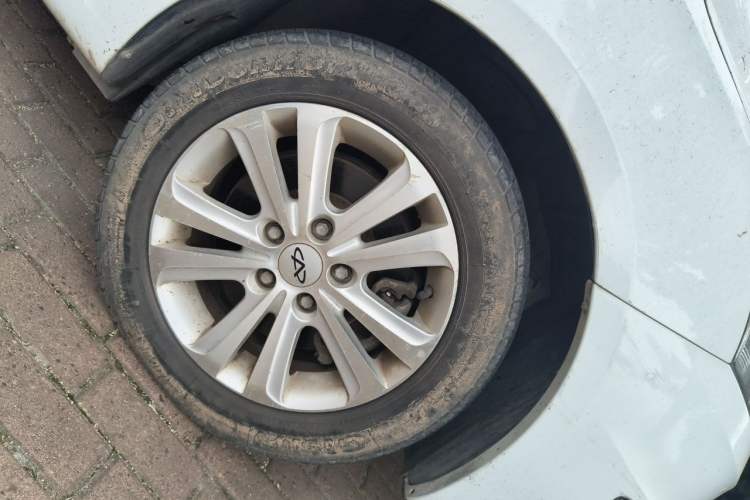 Used Chery E3 2013 1.5L Manual ZhiShang Model Right Front Wheel Hub