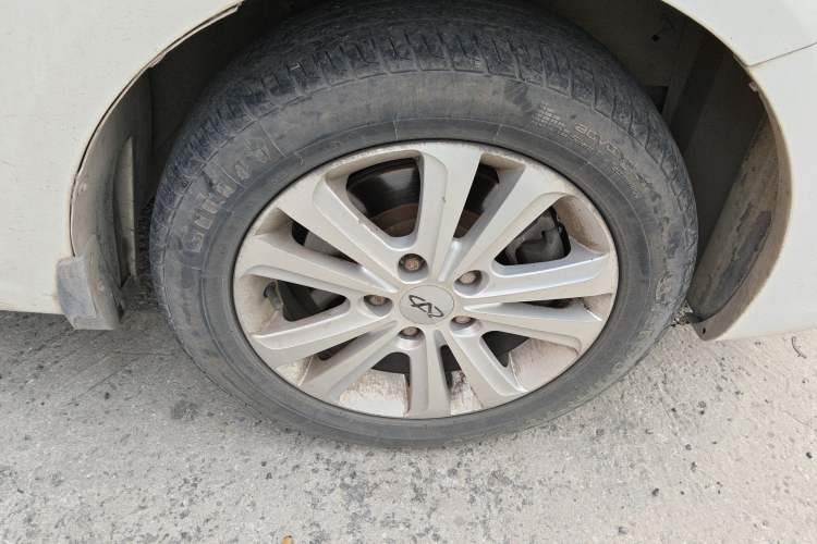 Used Chery E3 2013 1.5L Manual ZhiShang Model Right Front Wheel Hub