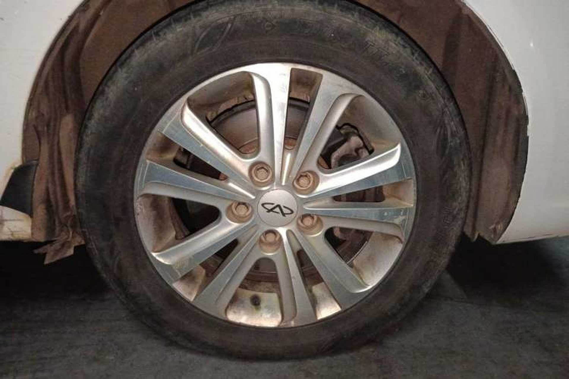 Used Chery E3 2013 1.5L Manual Fashion Model Right Front Wheel Hub