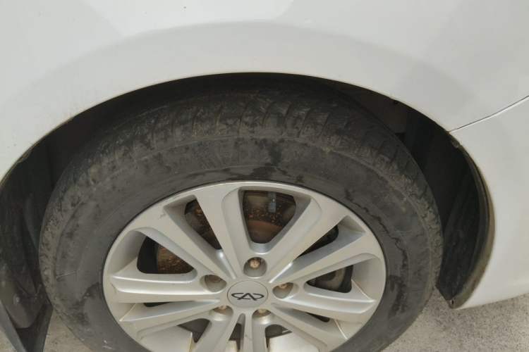 Used Chery E3 2013 1.5L Manual ZhiShang Model Right Front Wheel Hub