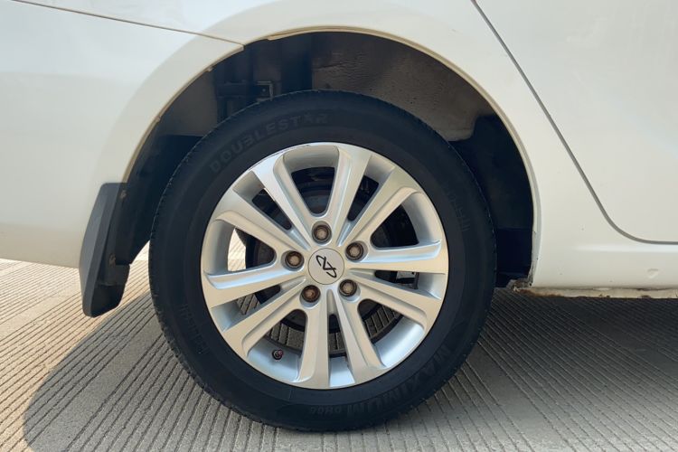 Used Chery E3 2013 1.5L Manual ZhiShang Model Right Rear Wheel Hub