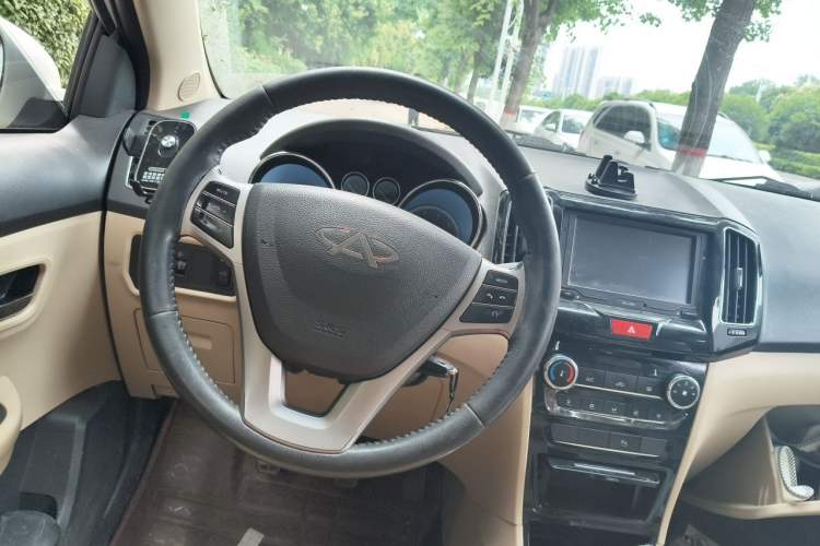 Used Chery E3 2013 1.5L Manual ZhiShang Model Steering Wheel