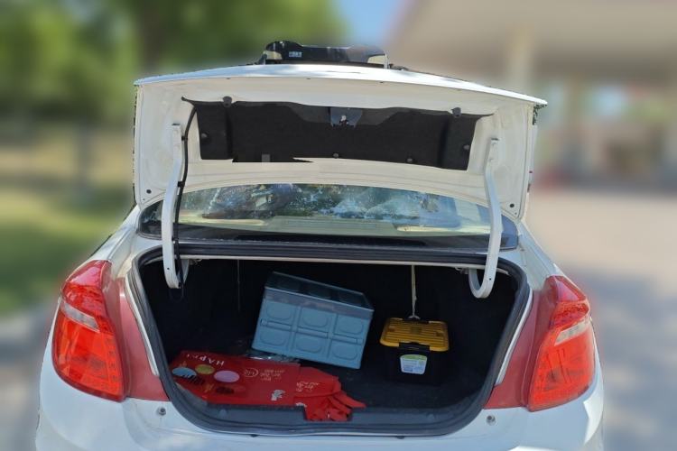Used Chery E3 2013 1.5L Manual Fashion Model Trunk