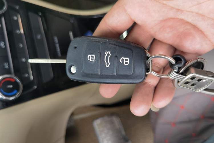 Used Chery E3 2013 1.5L Manual ZhiShang Model Vehicle Key