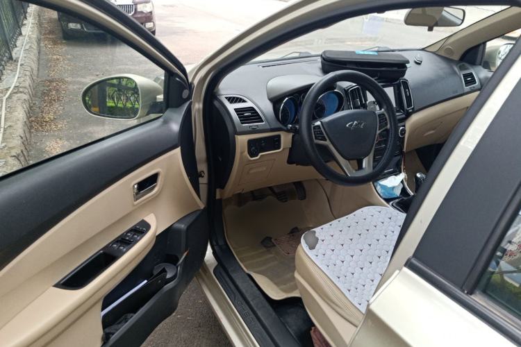 Used Chery E3 2013 1.5L Manual ZhiShang Model Driver Seat
