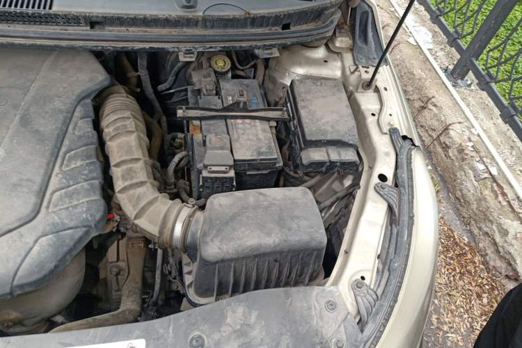 Used Chery E3 2013 1.5L Manual ZhiShang Model Engine Bay Left