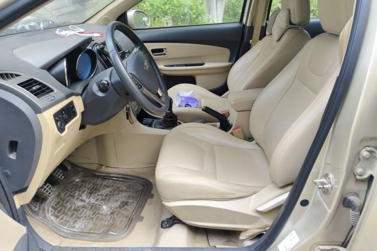 Used Chery E3 2013 1.5L Manual Luxury Model Left Front Seat