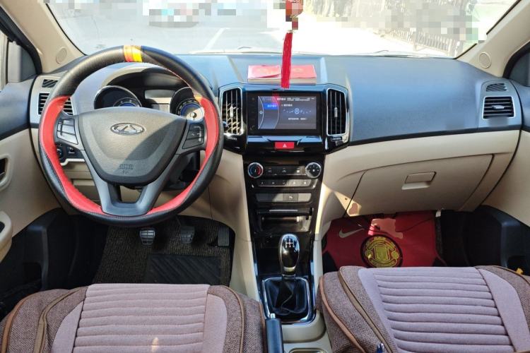 Used Chery E3 2015 1.5L Manual ZhiShang Model Center Console