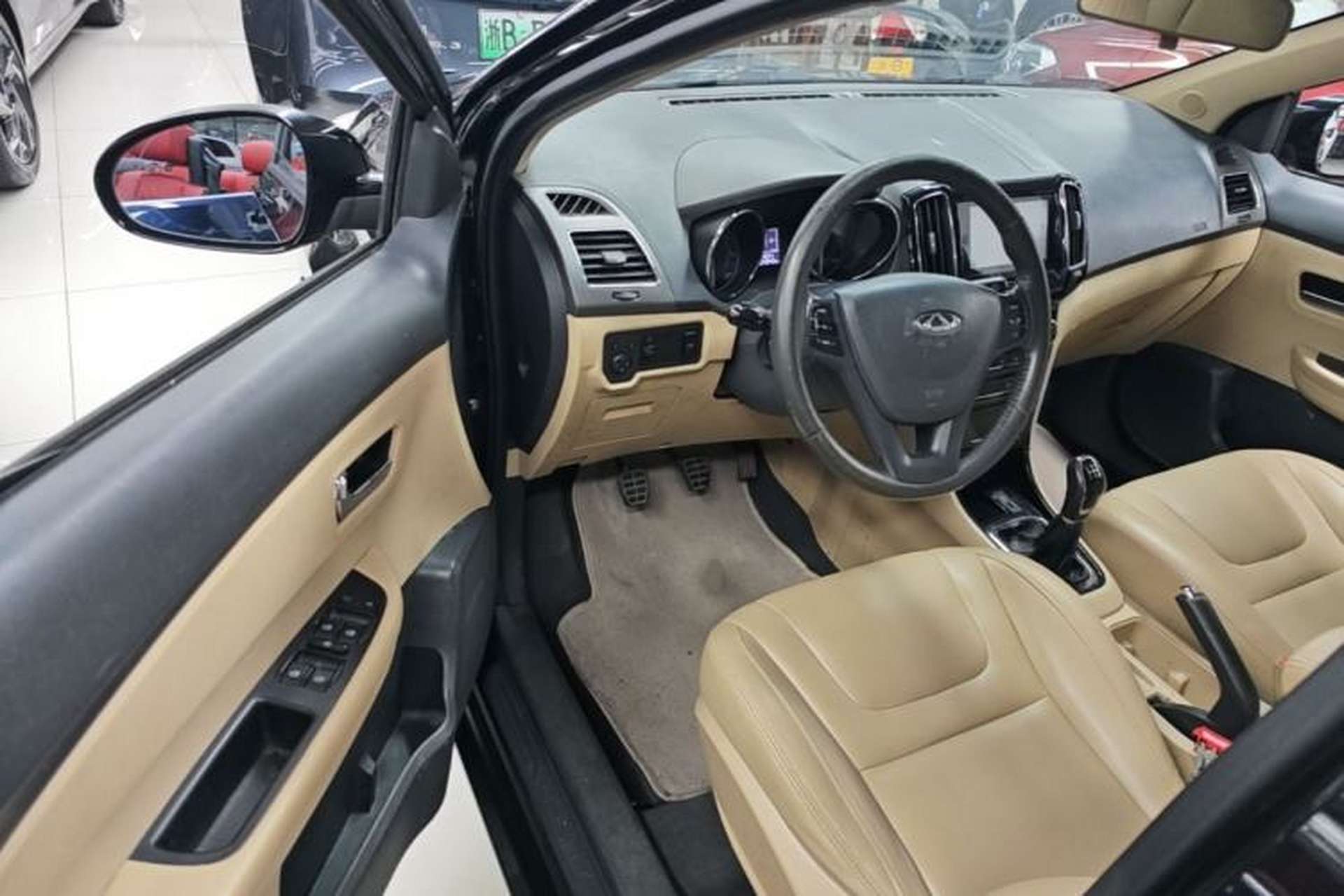 Used Chery E3 2015 1.5L Manual ZhiShang Model Driver Seat