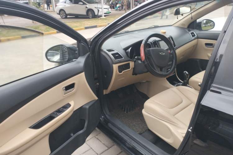 Used Chery E3 2015 1.5L Manual ZhiShang Model Driver Seat
