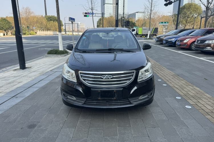 Used Chery E3 2015 1.5L Manual Fashion Model Exterior 4
