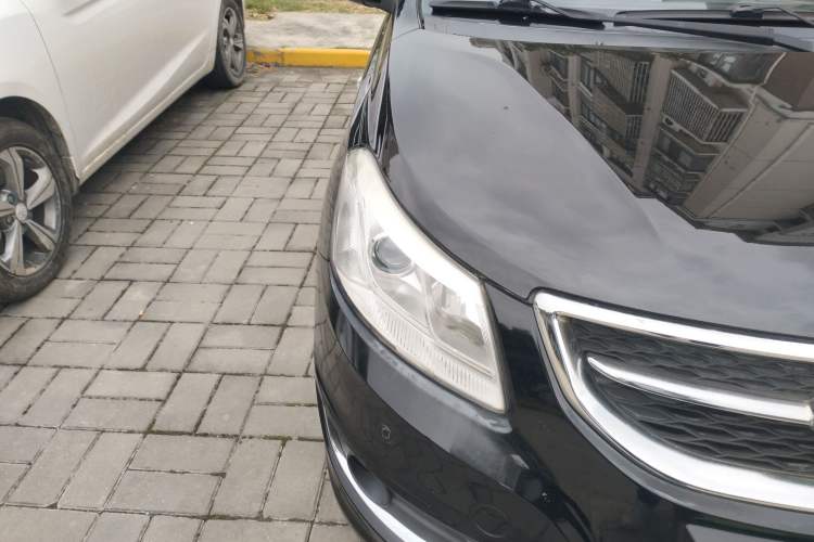 Used Chery E3 2015 1.5L Manual ZhiShang Model Right Front Headlight