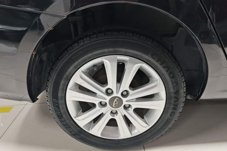 Used Chery E3 2015 1.5L Manual ZhiShang Model Right Rear Wheel Hub