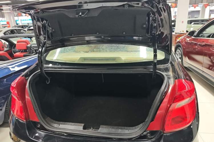 Used Chery E3 2015 1.5L Manual ZhiShang Model Trunk