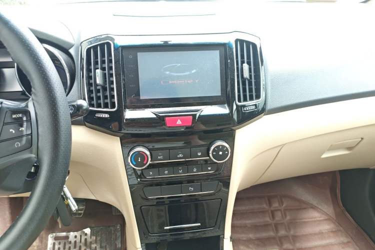 Used Chery E3 2015 1.5L Manual ZhiShang Model Audio And AC Panel