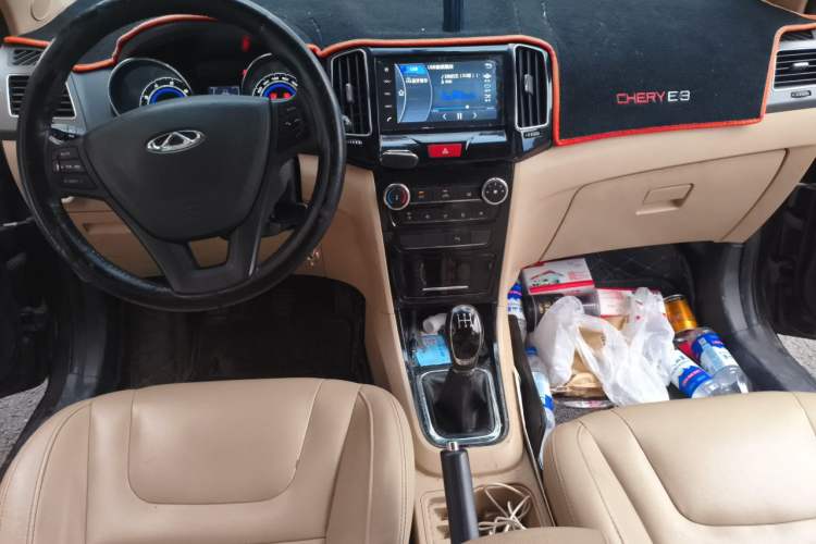 Used Chery E3 2015 1.5L Manual Sishang Edition Center Console