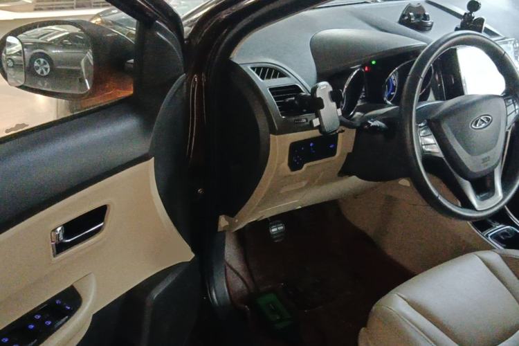 Used Chery E3 2015 1.5L Manual ZhiShang Model Driver Seat